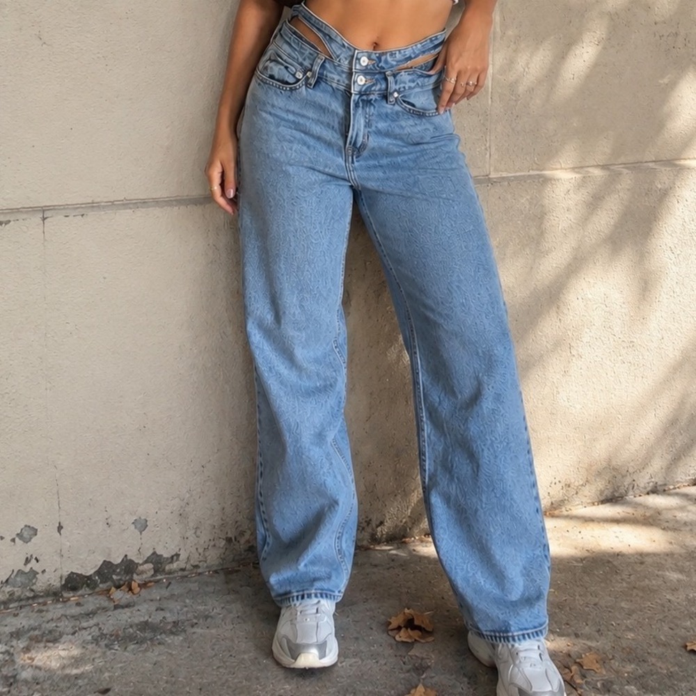 American Eagle Double Waist Band Baggy Straight Jeans Light Wash Size 0 Mom Jean